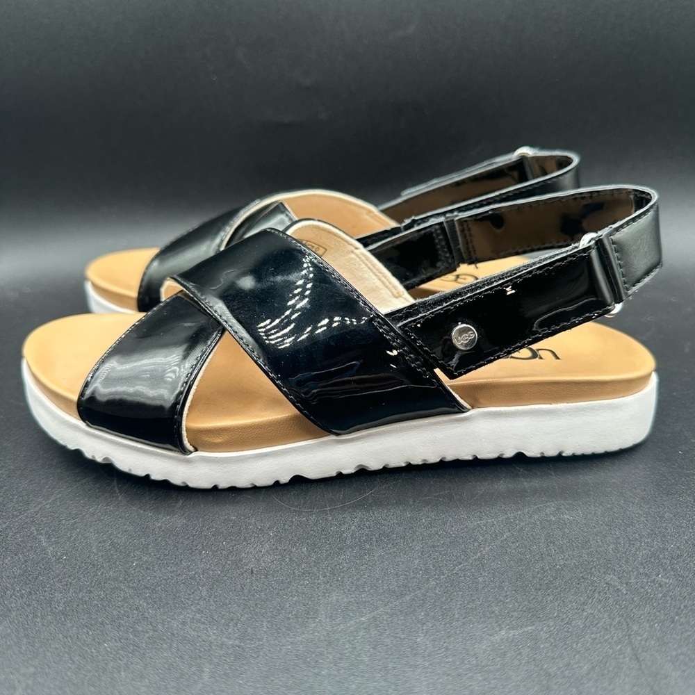 Ugg Kids Klara Black Patent Platform Sandals size 4